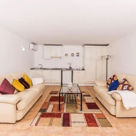 Apartment B Algemesi *