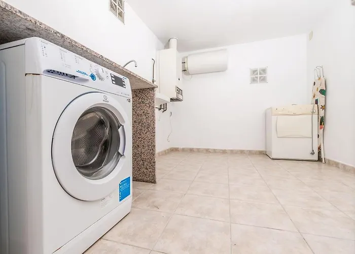 B Algemesi * Moraira